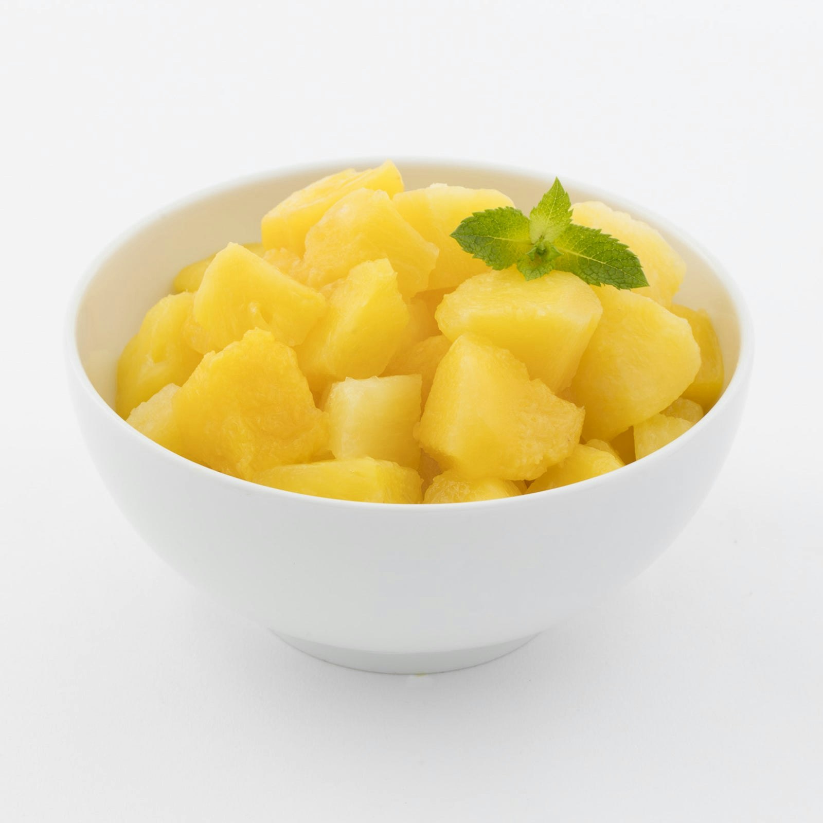 BELOW ZERO Pineapple chunks